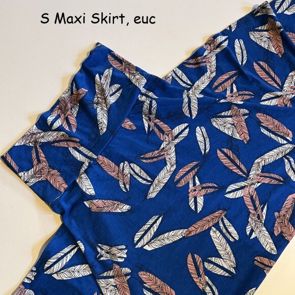 Small Lularoe Maxi Skirt, blue with pink and white feathers - Picture 1 of 2